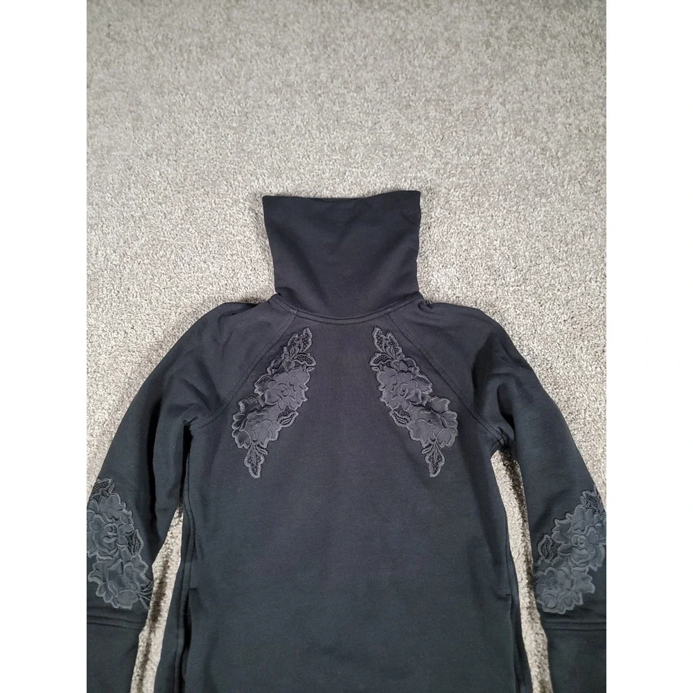 Lululemon Embroidered To You Tunic Sweatshirt Sz 2 Black Turtleneck Y2K Floral